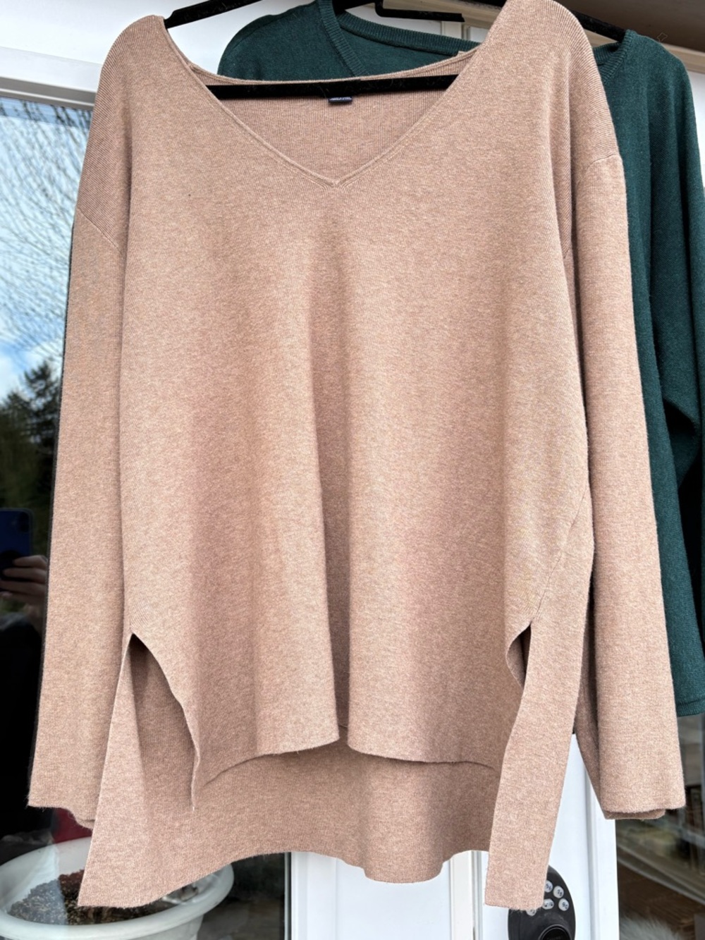 “Splendid” Taupe V-Neck  Knit Sweater